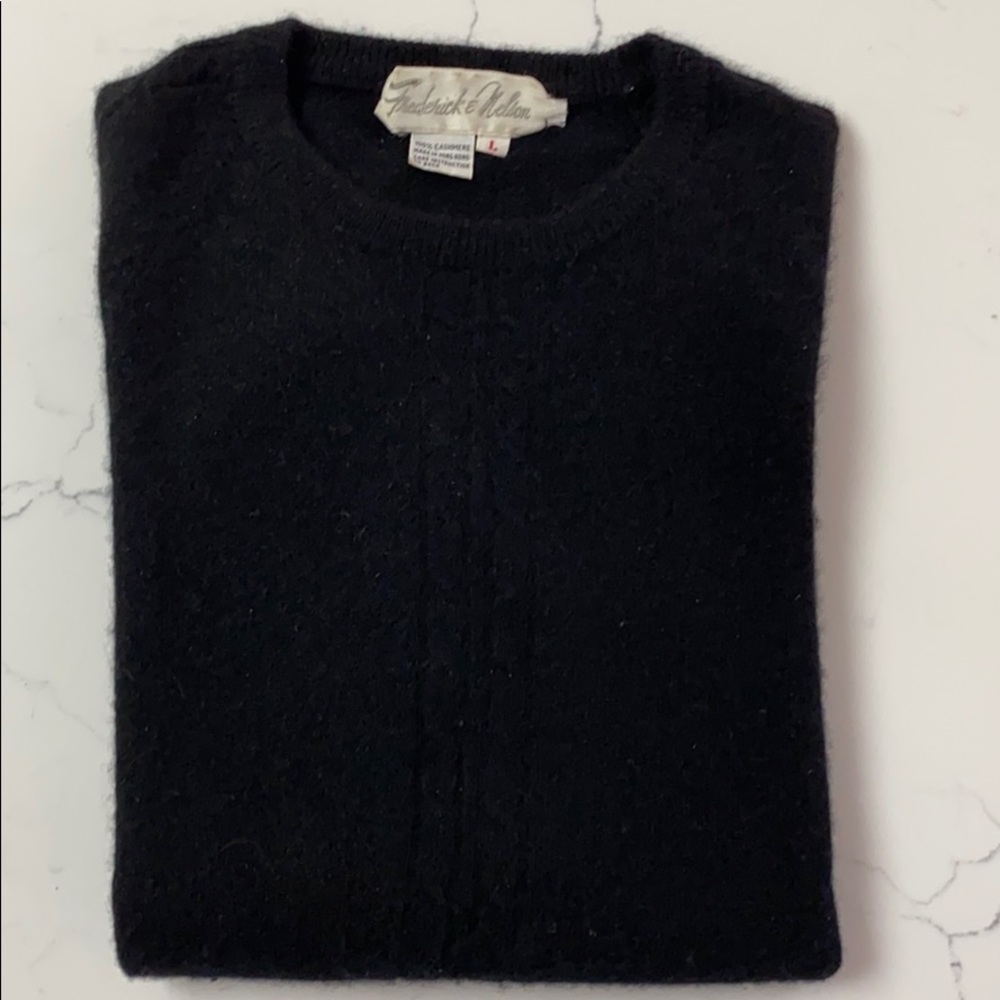 Cashmere “cable” detail sweater - black